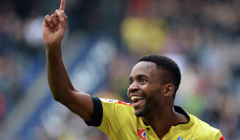 Вильярреал - Динамо Минск 2:0. Седрик Бакамбу (дубль).