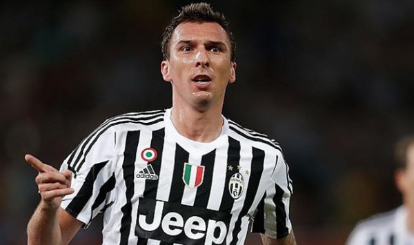 Ювентус - Аталанта 2:0. Гол Манджукича