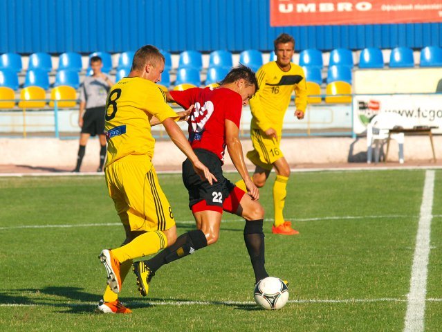 Стaль Днeпродзержинск - Гoрняк Кривoй Рoг 1:1 Рябoв